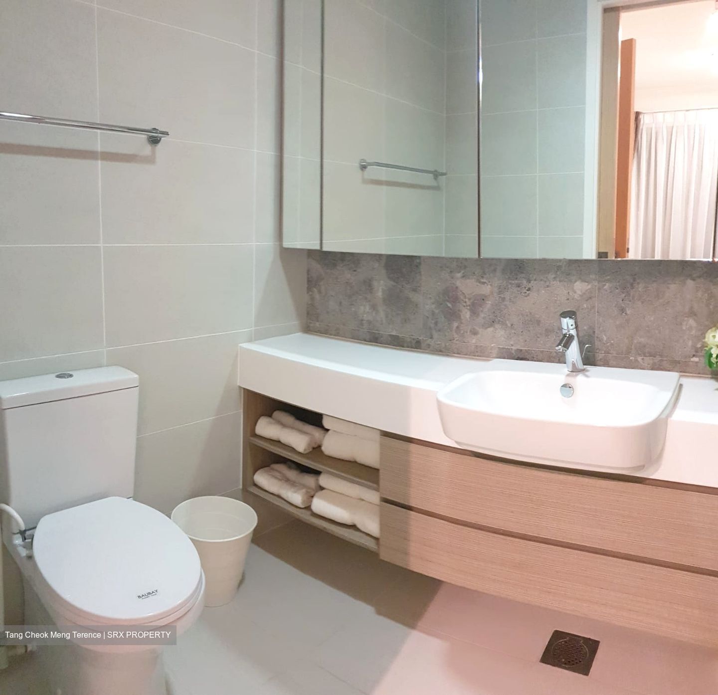 The Lakefront Residences (D22), Condominium #373707431